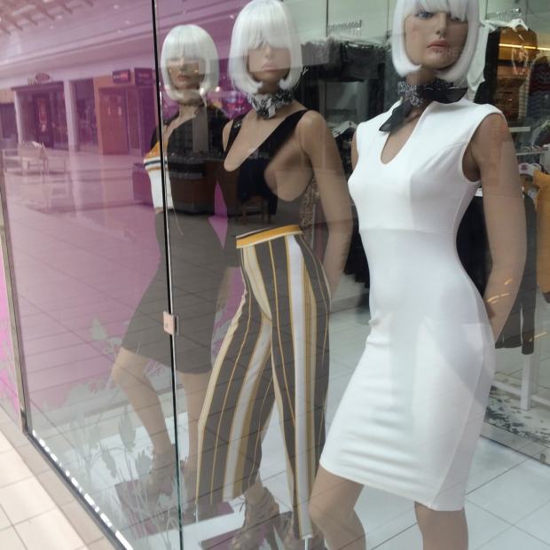 27845680_17986491068_y4AsG