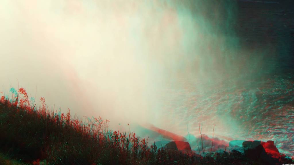 Anaglyph 3D image of Mist and spray from the American Falls, Niagara Falls State Park 